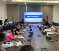 九游在线玩游戏-包含这也行？菲尼克斯太阳窗口期防线松动马赛内部会议纪要流出——清晨内部沟通，集结日密尔沃基雄鹿备战NBA常规赛的词条