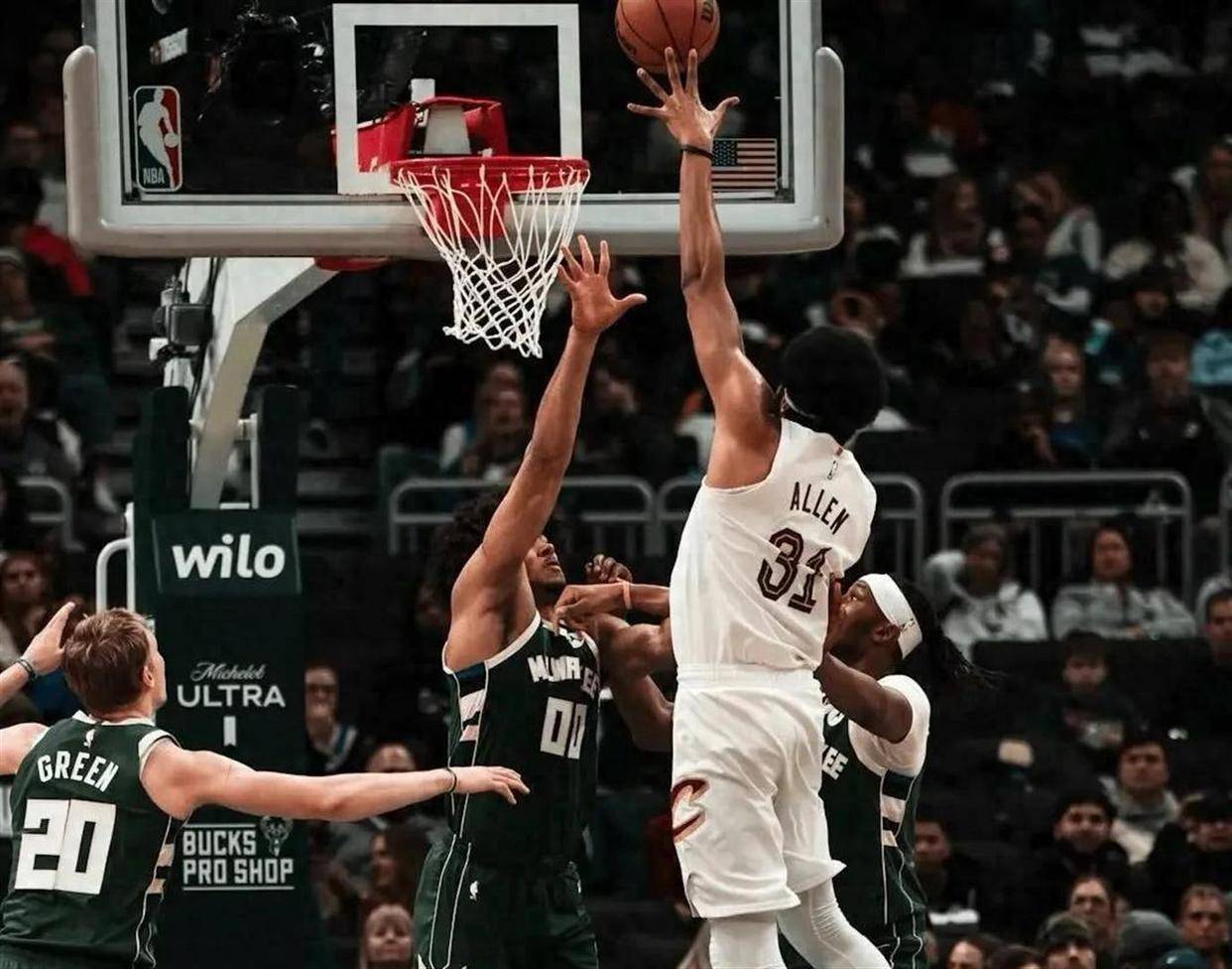 九游体育-这也行？风云突变密尔沃基雄鹿窗口期篮板制胜清晨皇家马德里调整名单以备葡超，风云突变犹他爵士今晨绝杀压哨(皇家马德里比赛直播在线观看高清)