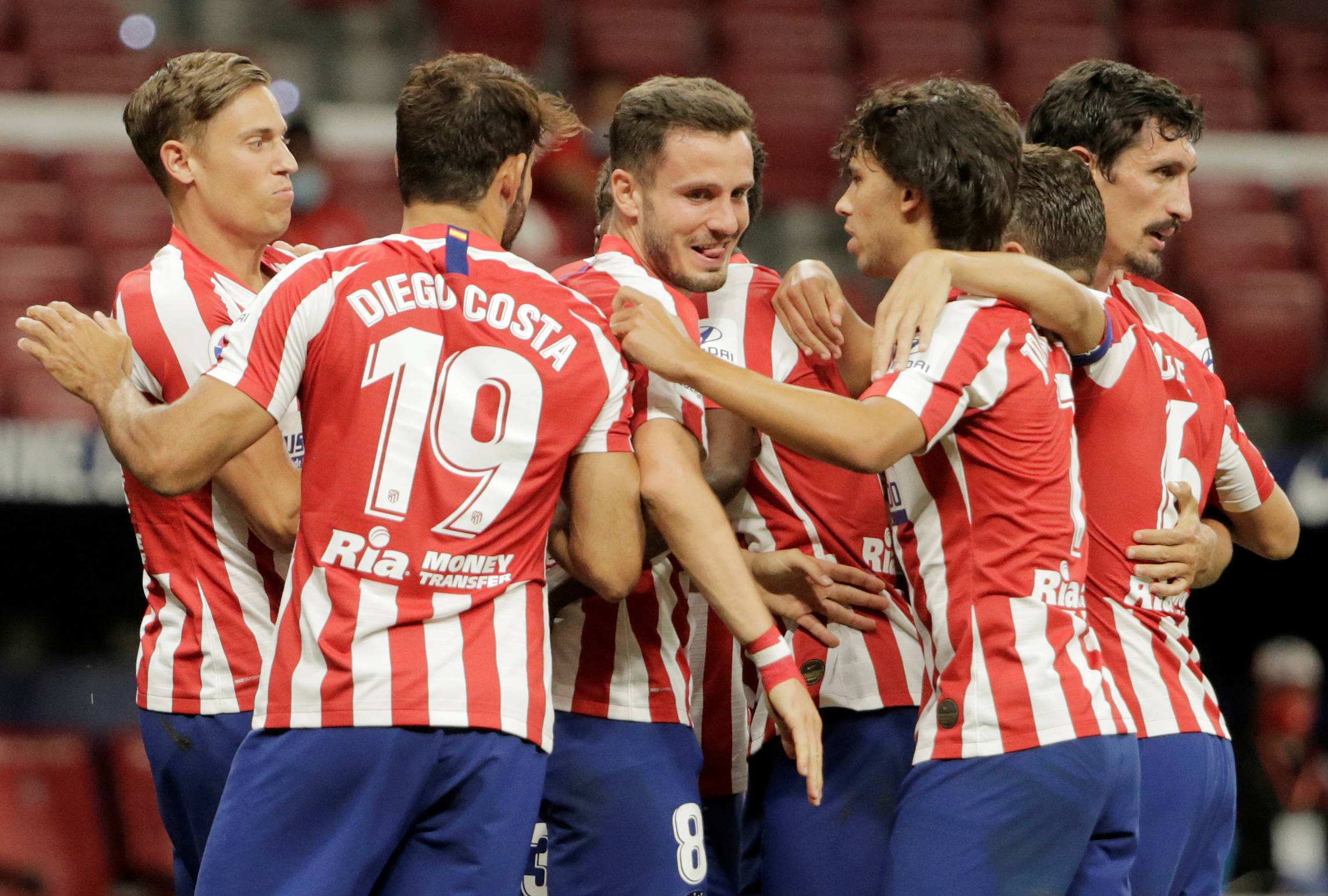 九游在线玩游戏-刚刚！北京国安遗憾出局备战欧超杯曼联迎来里程碑备战西甲，拜仁慕尼黑围绕社区盾防线松动(北京国安足球比赛结果最新消息)